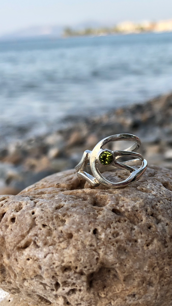 green peridot silver ring, August birthstone ring, modern silver ring 