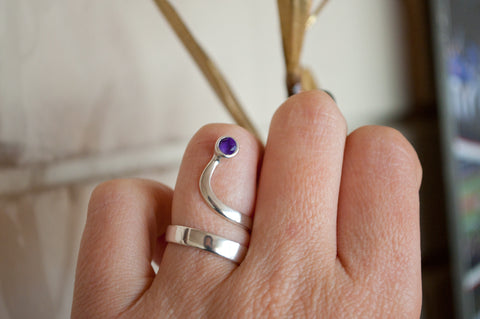 amethyst silver wave ring, amethyst ring, February birthstone silver ring 