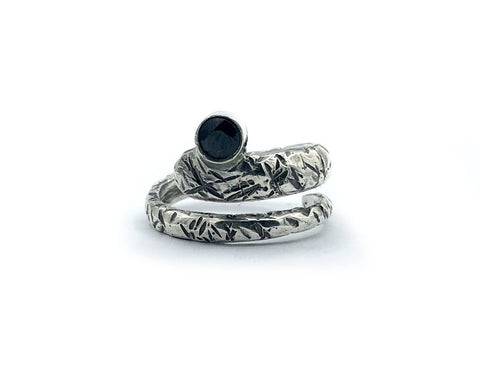 Contemporary black gemstone  silver ring wrap ring fashion ring 