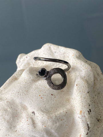 black ring, black circle ring with black gemstone 