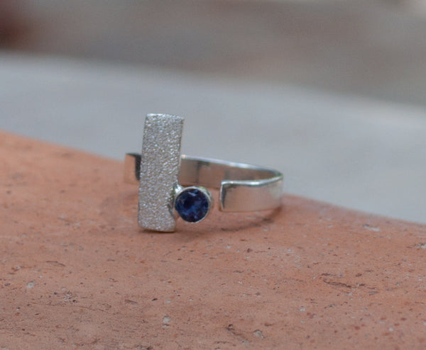 blue iolite silver ring, modern silver ring, geometric ring, blue stone ring 