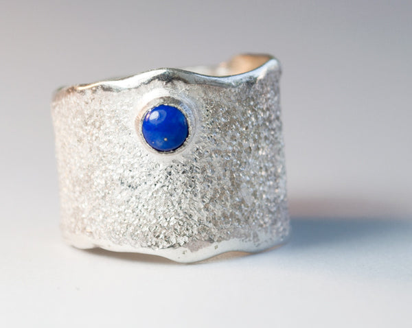 Blue lapis Wide Silver ring, blue lapis Solitaire ring rough textured wide ring 