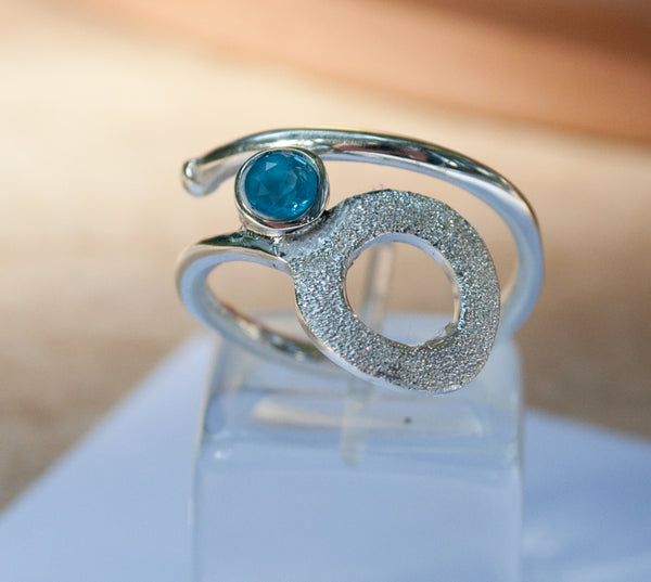 Blue topaz silver ring, November birthstone, geometric circle ring, blue stone ring 