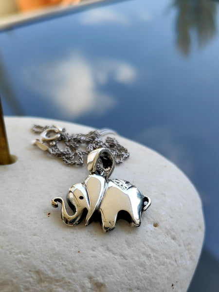 elephant pendant, elephant necklace, silver elephant pendant 