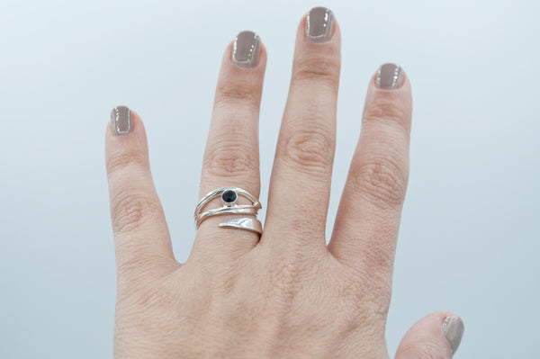 black spinel silver ring, eye ring, black stone ring, black and silver ring 