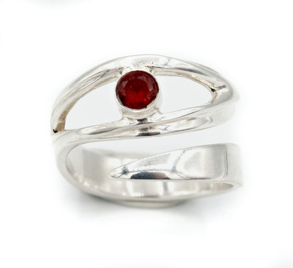 red garnet silver ring, January birthstone, eye ring, red stone ring 