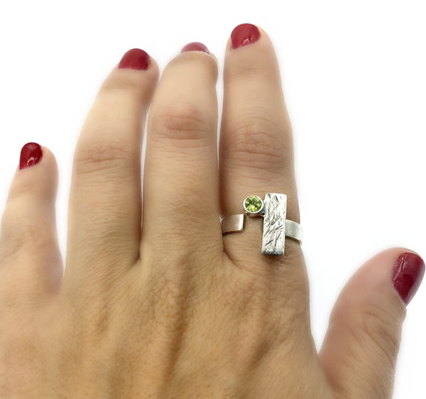 rectangle ring, peridot ring, silver geometric ring with green stone ring 