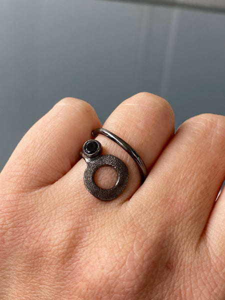 black ring, black circle ring with black gemstone 
