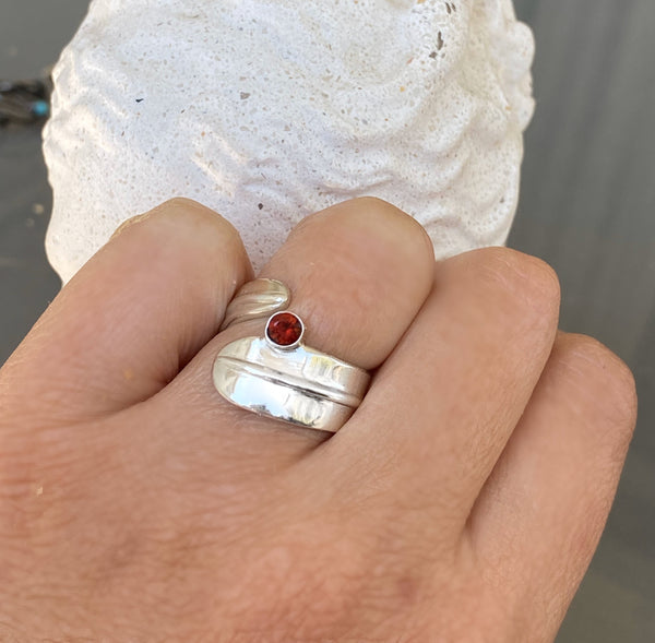 silver ring, gemstone silver ring, garnet silver ring 