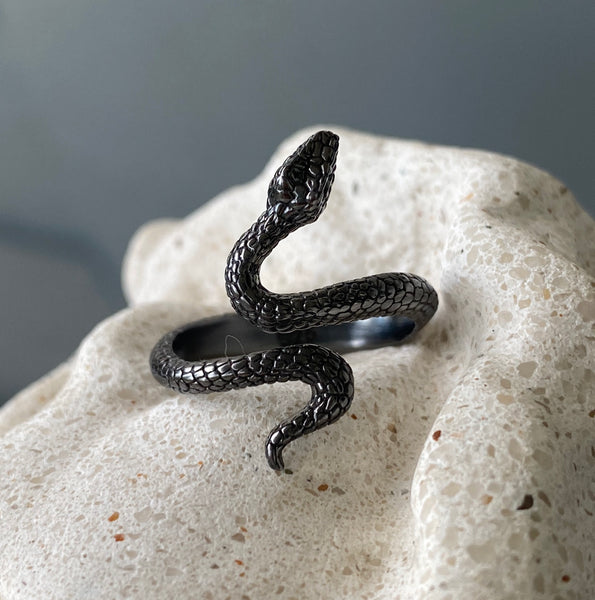 Black snake ring, silver adjustable snake ring 