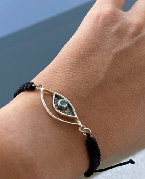 eye bracelet, silver eye bracelet with blue topaz stone, evil eye bracelet