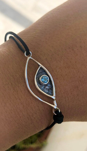 eye bracelet, silver eye bracelet with blue topaz stone, evil eye bracelet