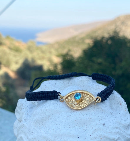 evil eye bracelet gold with blue gemstone