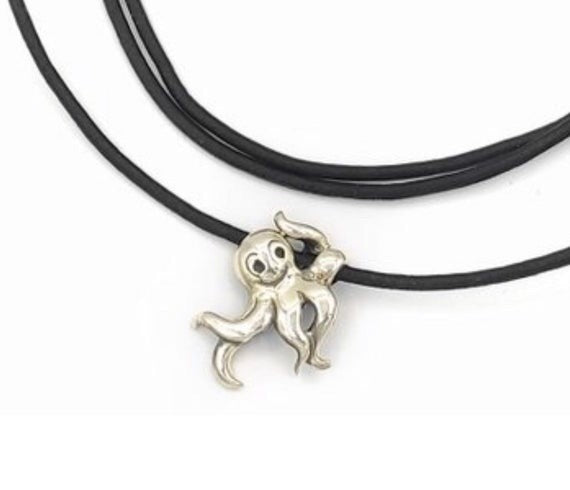 Octopus pendant, octopus necklace, silver octopus pendant 