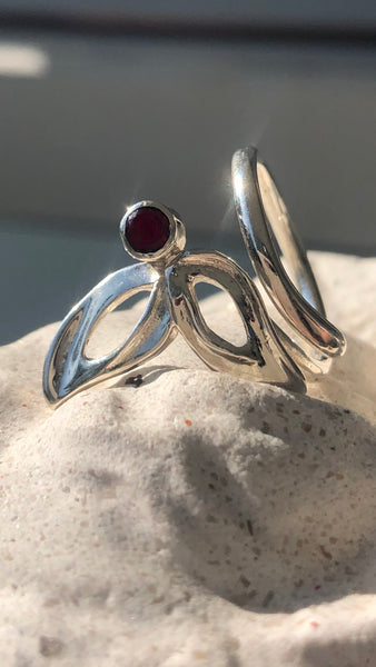 flower ring, red garnet silver ring, contemporary silver ring adjustable 