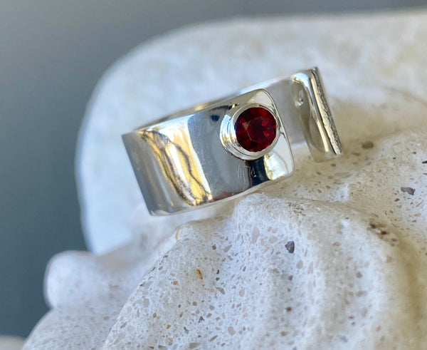 silver ring red garnet 