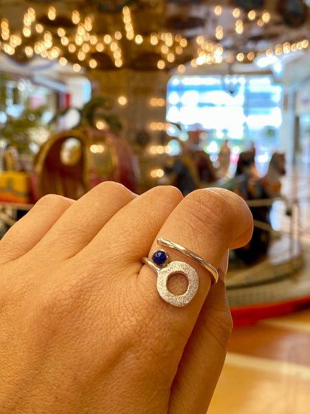 Blue lapis silver ring, karma ring, geometric circle ring, blue stone ring