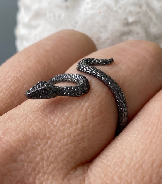 Black snake ring, silver adjustable snake ring 