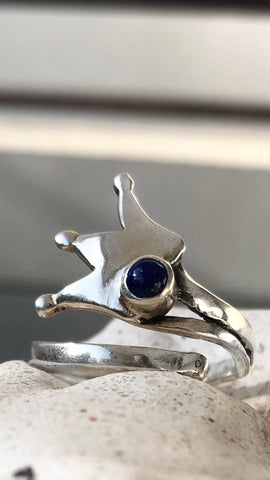 Silver crown ring adjustable with blue gemstone 