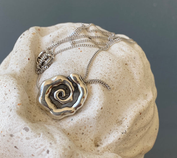 Spiral Silver pendant, spiral necklace, Sterling silver spiral pendant