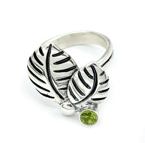 leaves ring, green peridot silver ring, peridot adjustable silver ring 