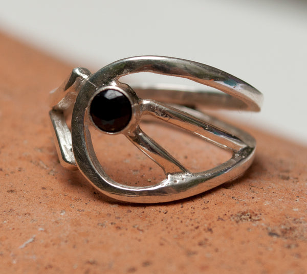 black spinal silver ring, black stone ring, modern silver ring 