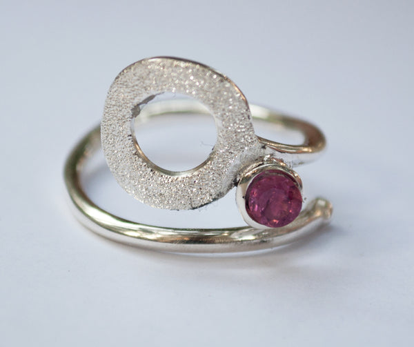 pink tourmaline ring, open circle ring, silver geometric ring, pink stone ring 