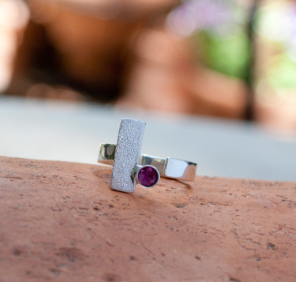 pink tourmaline ring, silver ring, silver geometric ring, pink stone ring 