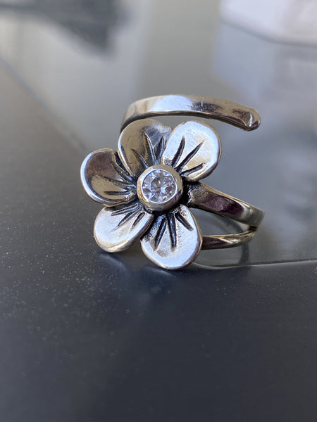 silver ring, flower ring silver, gemstone ring 