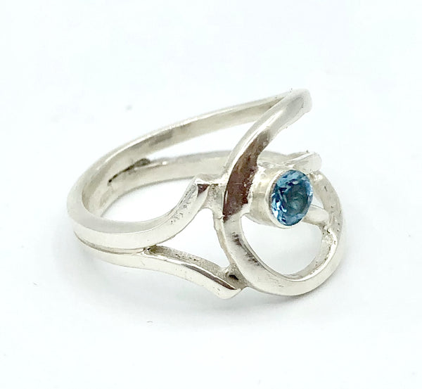 blue topaz silver ring, blue stone ring, contemporary silver ring 